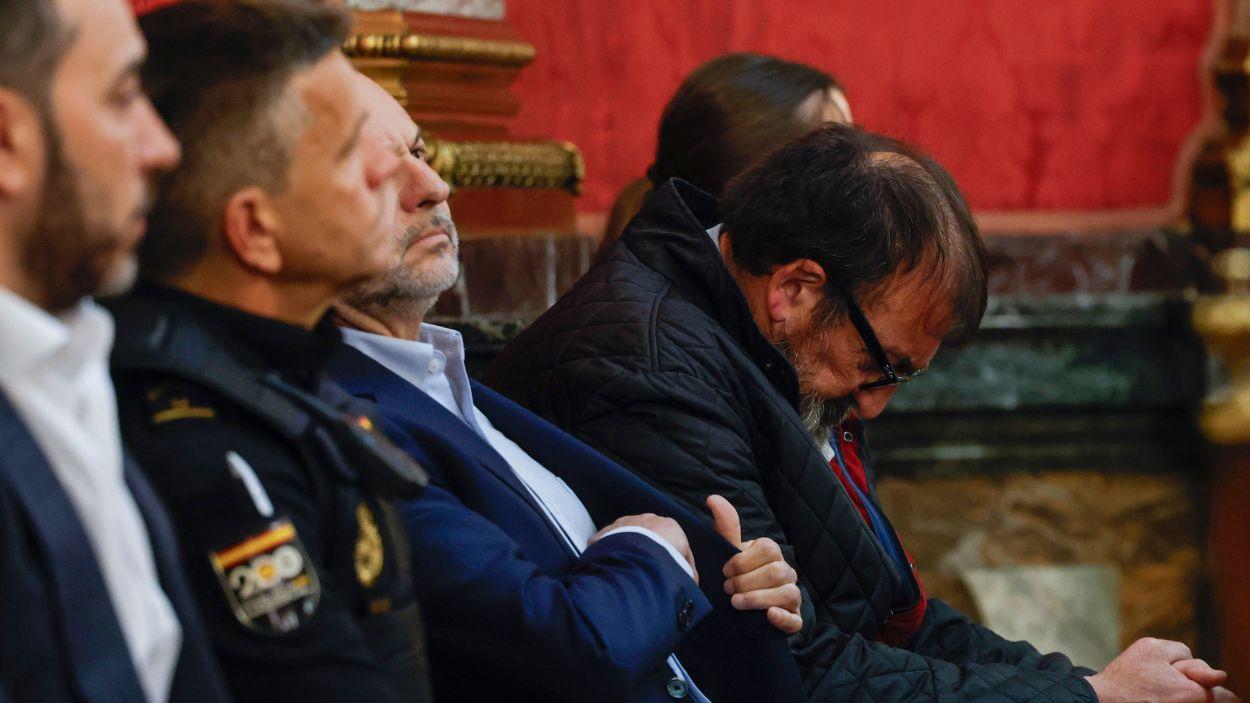 El exministro José Luis Ábalos y su exasesor Koldo García en el banquillo de los acusados durante el juicio por el 'caso mascarillas' en el Tribunal Supremo. EP.