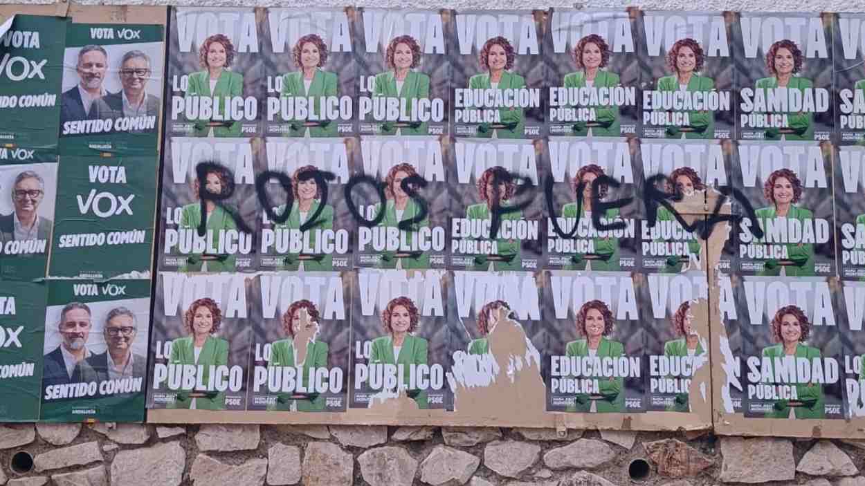 Denuncian ante la Policía Nacional la vandalización de la cartelería electoral del PSOE en Antequera