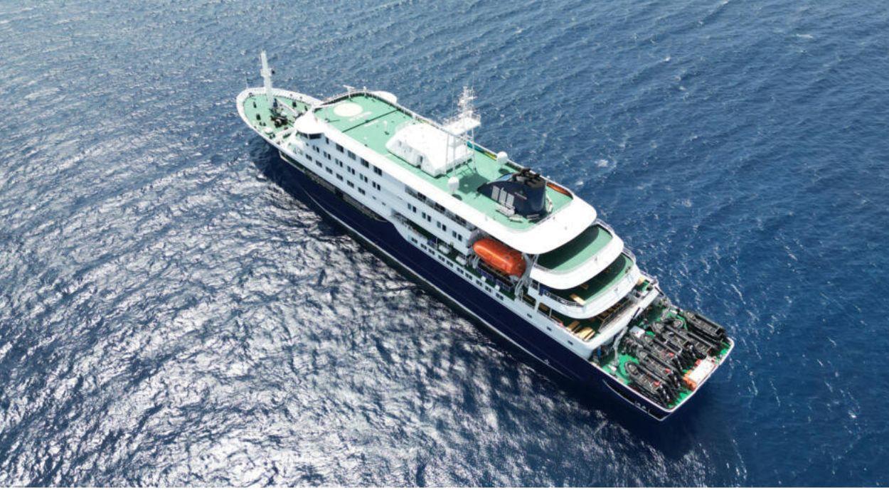 Crucero de lujo MV Hondius en el que viajan dos afectados por el Hantavirus, además de una persona fallecida por esta enfermedad
