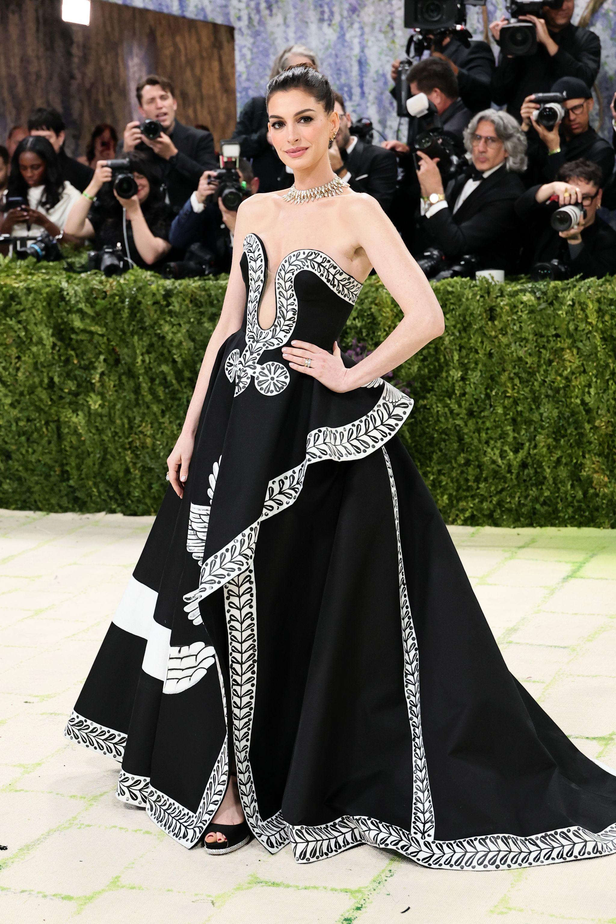 Anne Hathaway collar de alta joyería de Bulgari