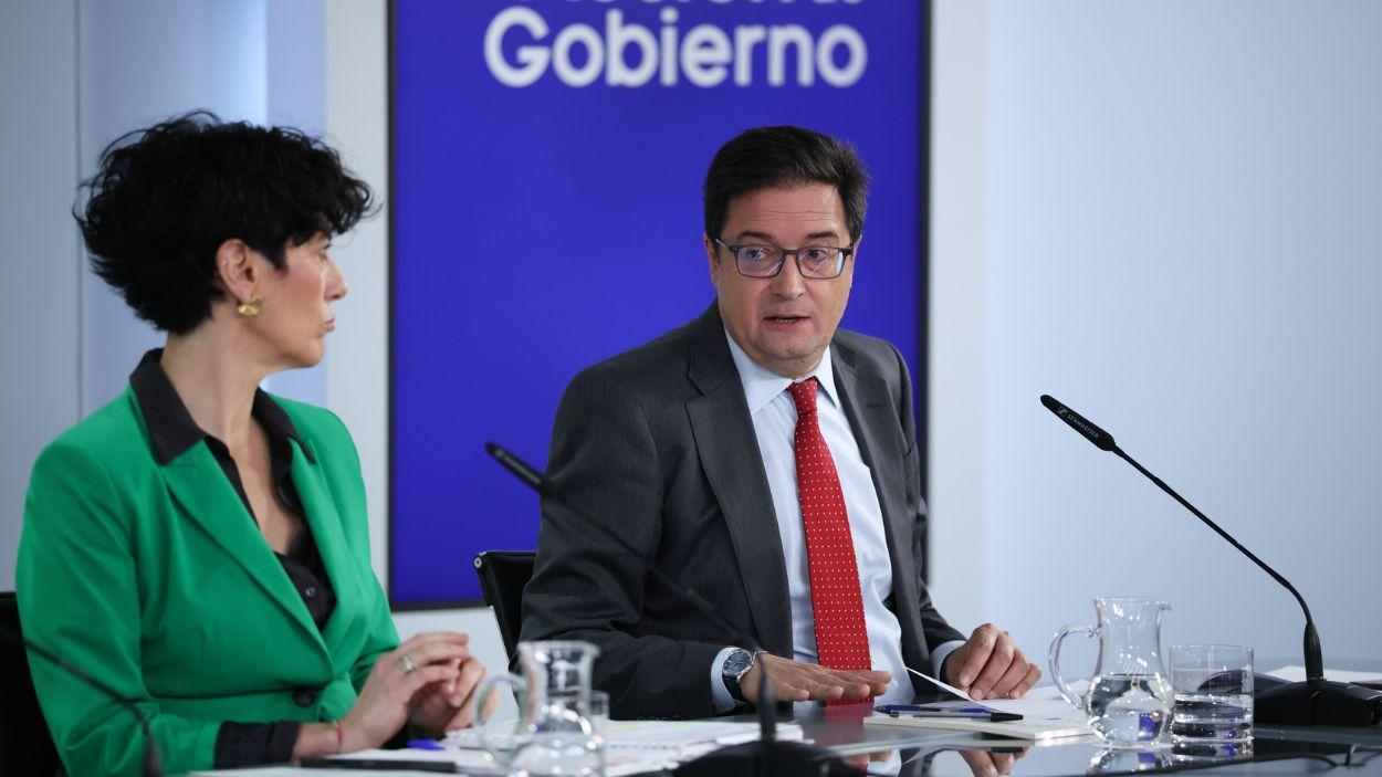 El Gobierno aprueba una oferta de empleo público con más de 27.000 plazas para 2026. EP.