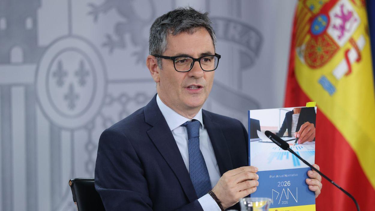 El ministro de la Presidencia, Justicia y Relaciones con las Cortes, Félix Bolaños, presenta el Plan Anual Normativo 2026. EP