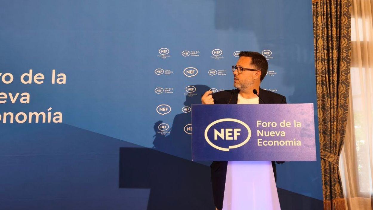 El portavoz y candidato a la Presidencia de la Junta por Adelante Andalucía, José Ignacio García, durante su participación en el Foro de la Nueva Economía / Adelante Andalucía