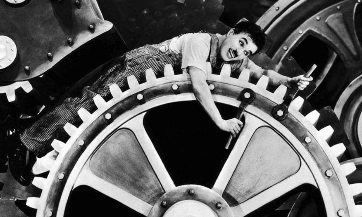 Chaplin en Tiempos Modernos.