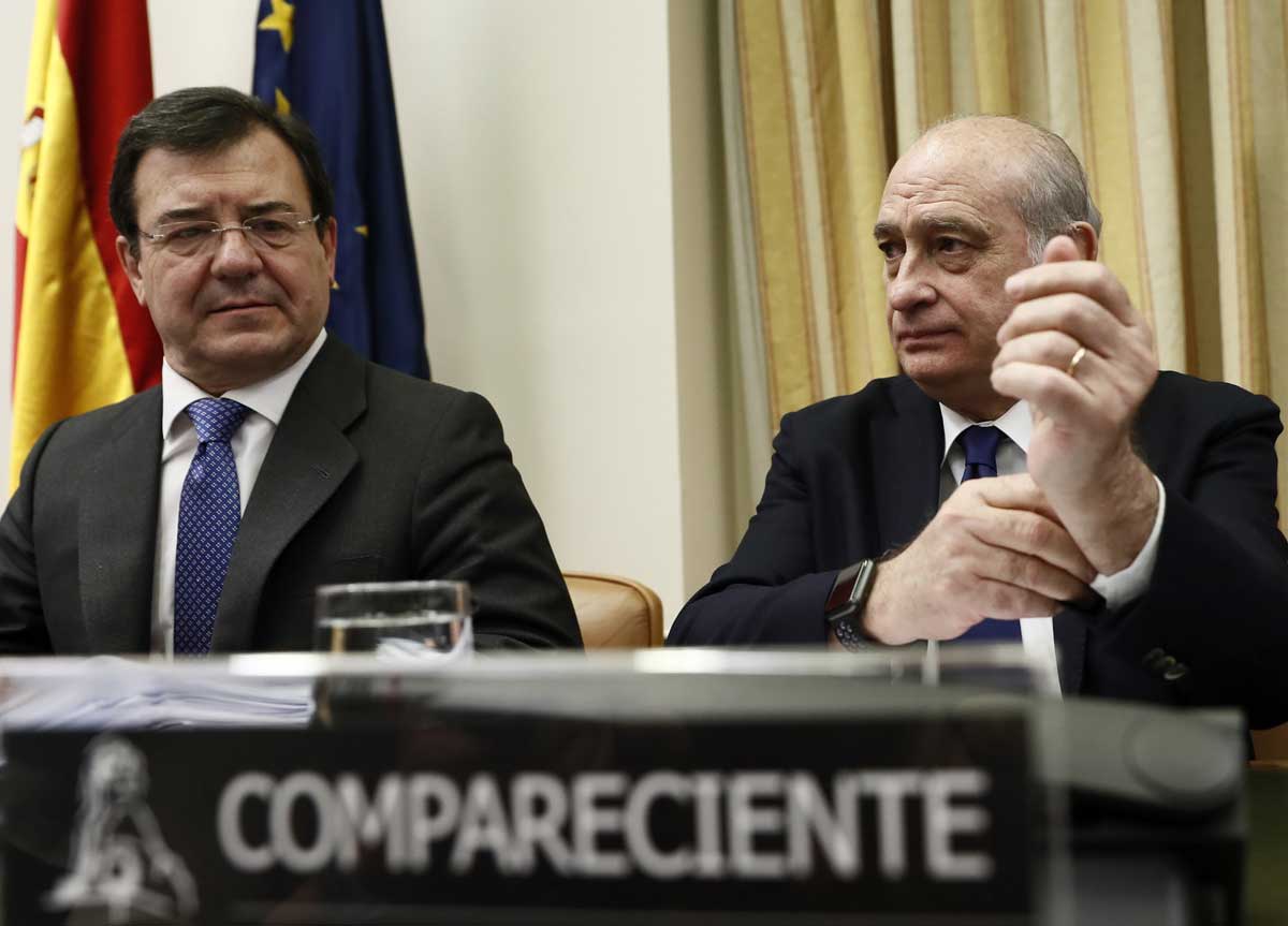 Jorge Fernández Díaz en la comisión de investigación del Congreso sobre el supuesto uso partidista del ministerio del Interior