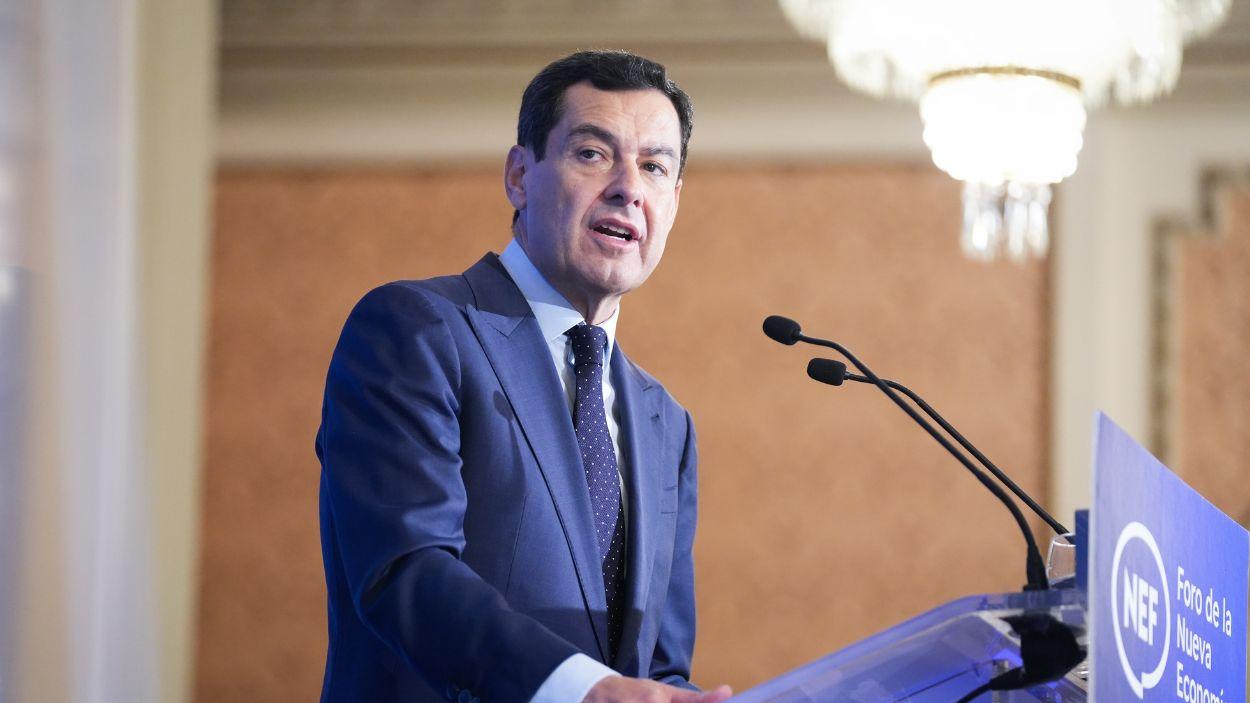 El presidente del PP-A y candidato a la reelección como presidente de la Junta, Moreno Bonilla, en los desayunos informativos de 'Fórum Europa. Tribuna Andalucía' / EP