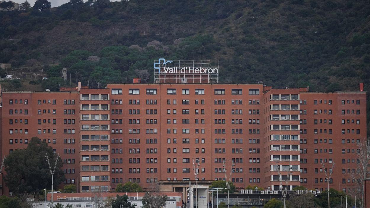 Fachada del Hospital Vall d’Hebron, Barcelona. EP.