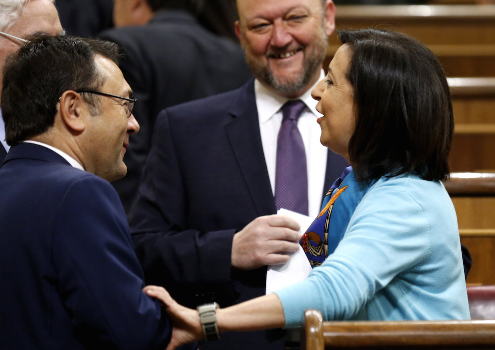 Miguel Ángel Heredia, Antonio Prada y Margarita Robles, ayer en el Congreso.