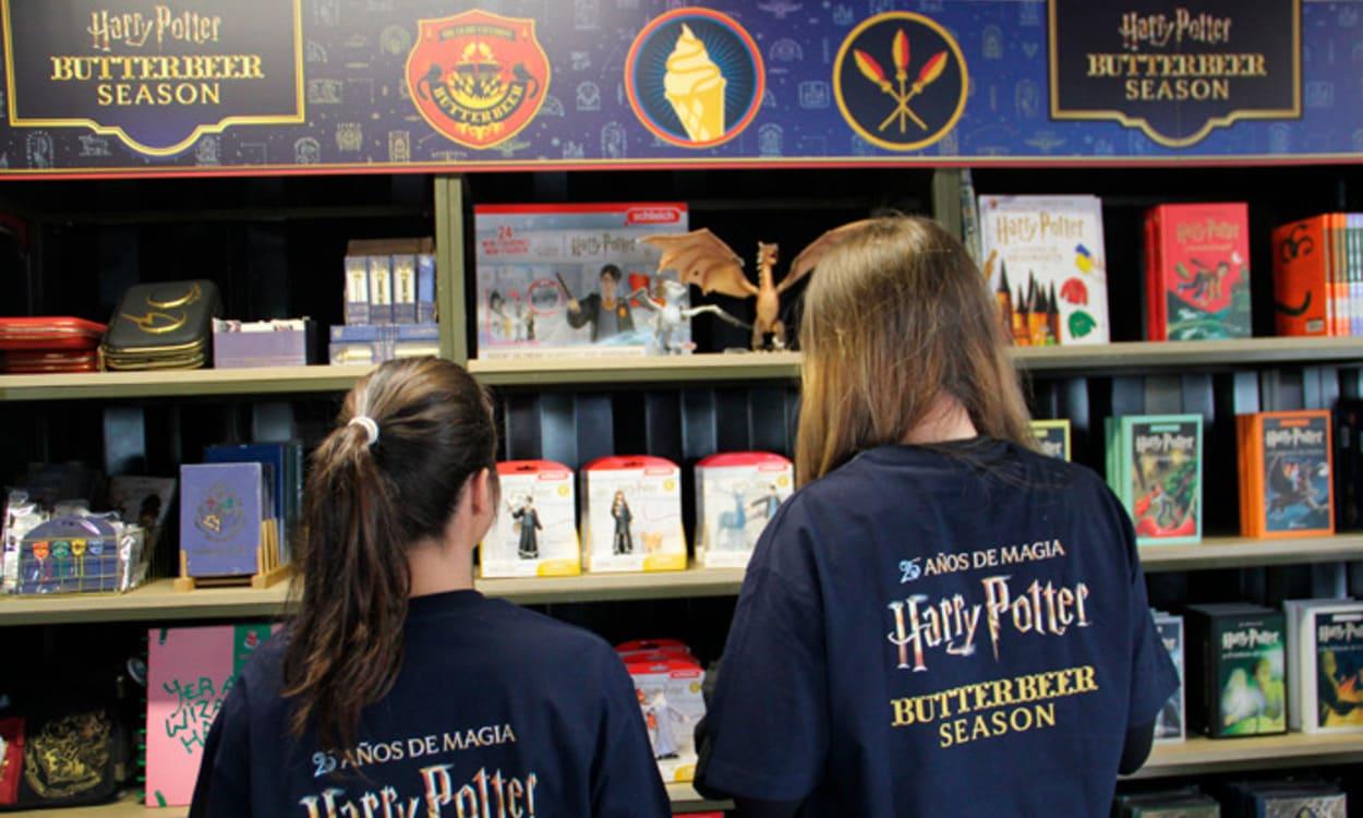El Corte Inglés presenta una pop-up móvil protagonizada por el camión de Butterbeer Season. EL CORTE INGLÉS