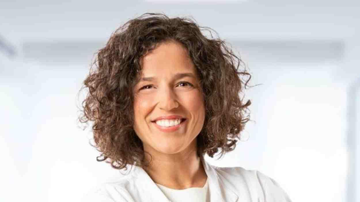 La doctora Elisa Gil Arribas
