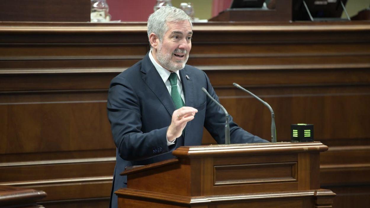 El presidente de Canarias, Fernando Clavijo, en la segunda jornada del 'Debate sobre el Estado de la Nacionalidad'. EP