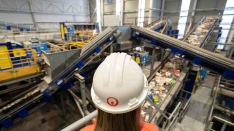 Veolia recibe cinco proyectos del Perte de Economía Circular para liderar el reciclaje de plásticos en España