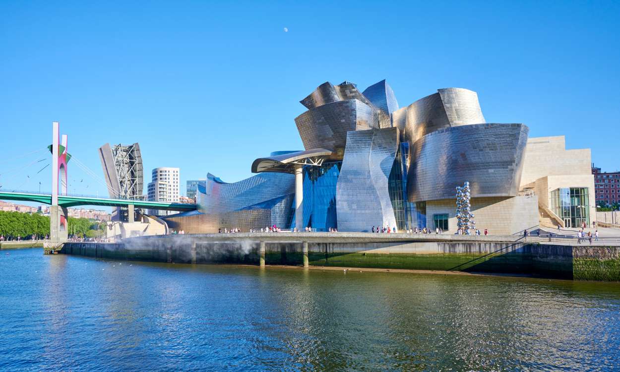 5 museos españoles que puedes visitar sin levantarte del sofá… y gratis