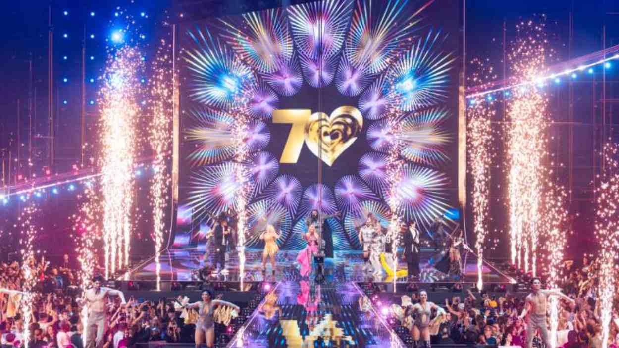 Imagen de la actuación con motivo del 70º aniversario de Eurovisión (CORINNE CUMMING / UER)