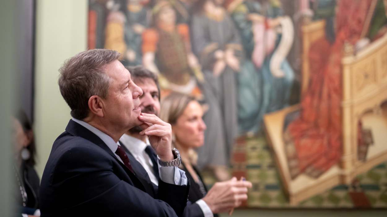 El presidente de Castilla-La Mancha, Emiliano García-Page, en el Museo Diocesano de Arte Antiguo de Sigüenza. JCCM.