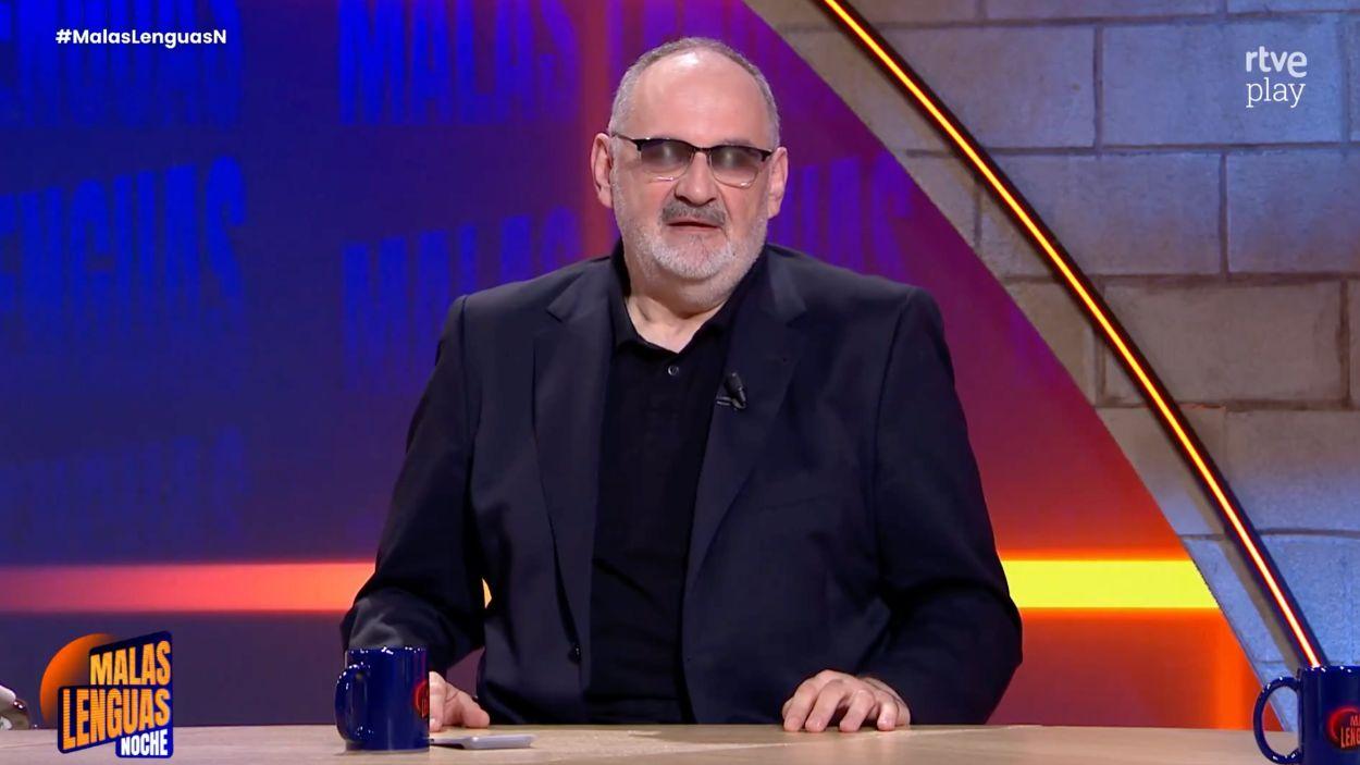 Antón Losada en 'Malas Lenguas Noche'. TVE.