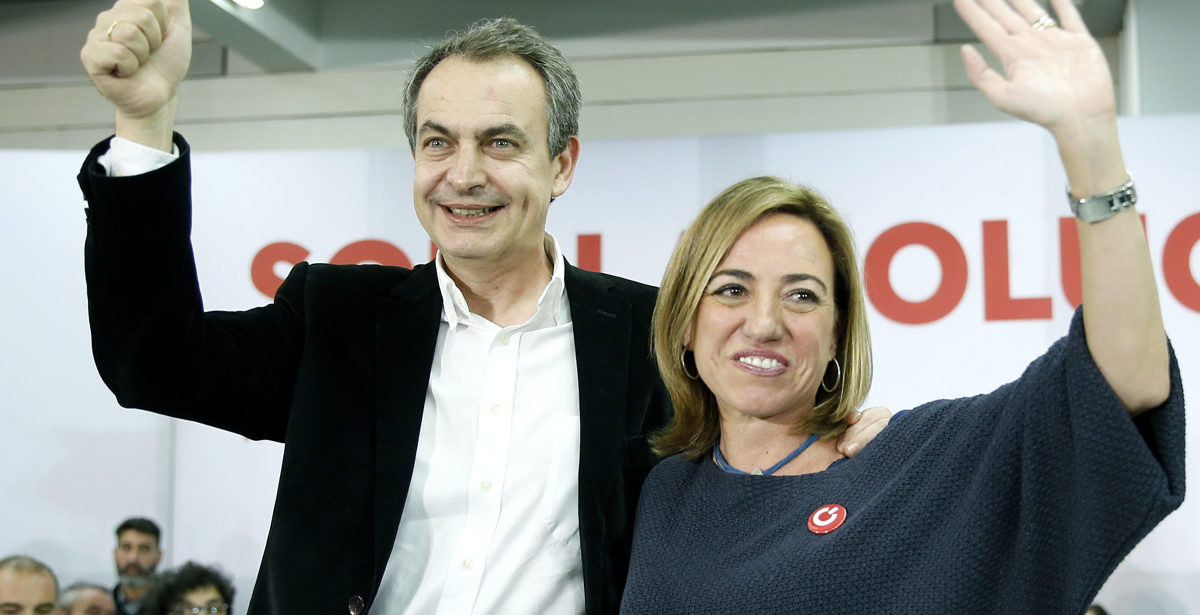 José Luis Rodríguez Zapatero y Carme Chacón durante un acto político en diciembre de 2015. José Luis Rodríguez Zapatero y Carme Chacón durante un acto político en diciembre de 2015.