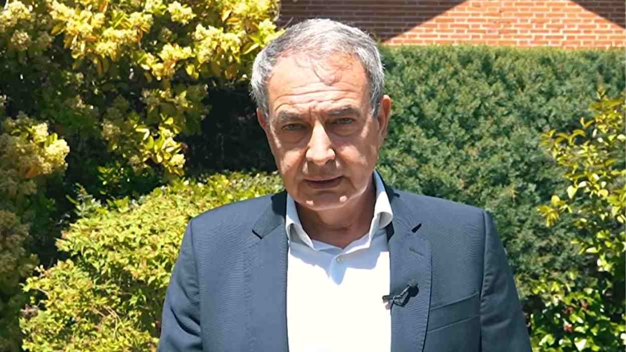 Zapatero difunde un comunicado urgente