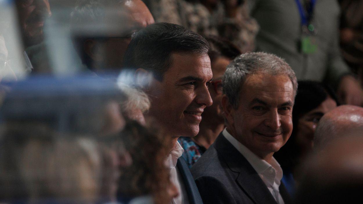 José Luis Rodríguez Zapatero y Pedro Sánchez, durante un acto. EP/Archivo.