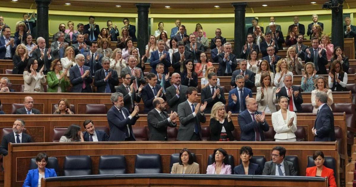 Feijóo reprende a Sánchez tras la imputación de Zapatero: "Su lema es el que pueda robar, que robe"