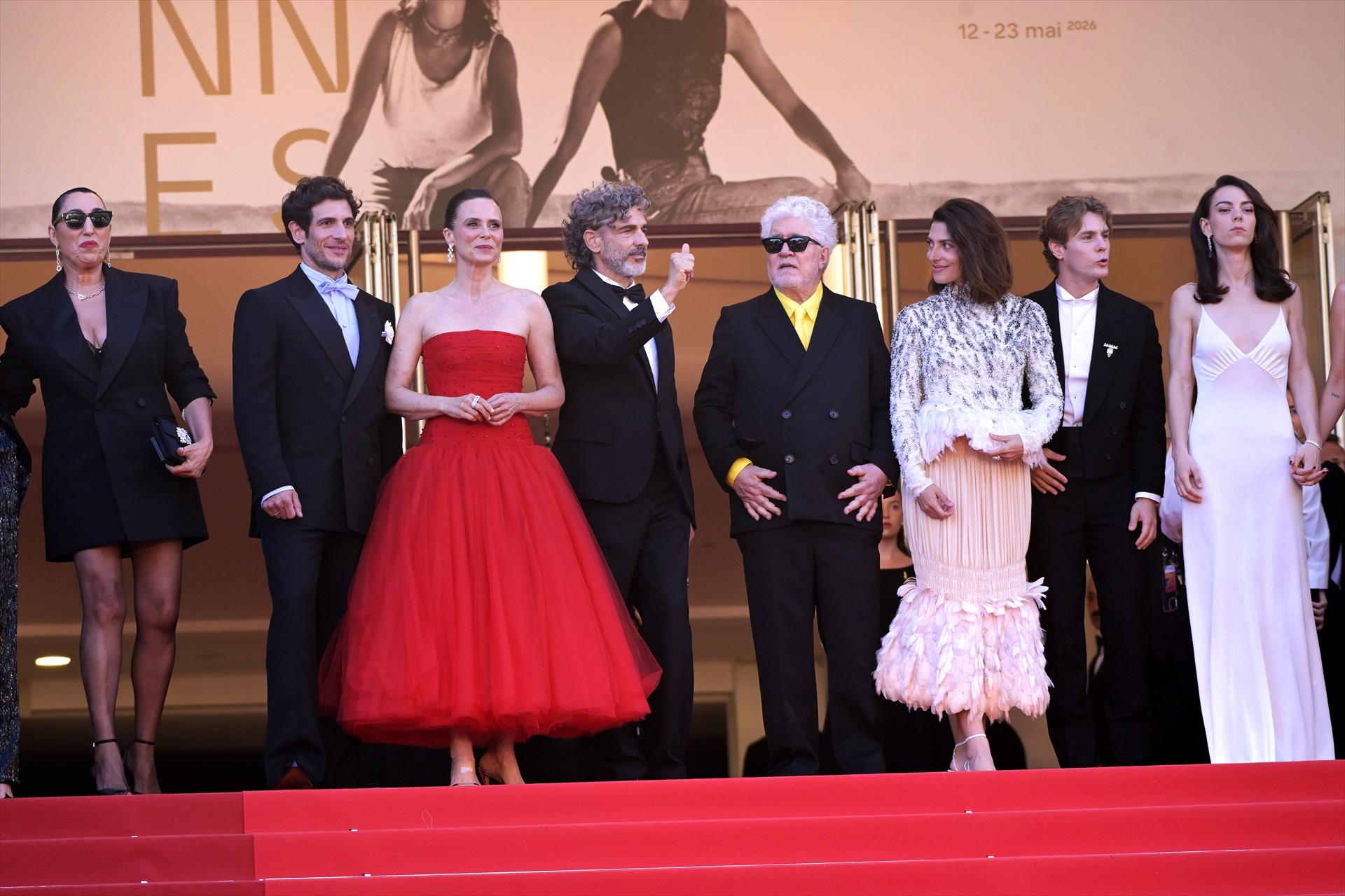 Leonardo Sbaraglia, Pedro Almodóvar, Bárbara Lennie, Quim Gutiérrez, Patrick Criado, Vicky Luengo, Milena Smit, Amaia Romero