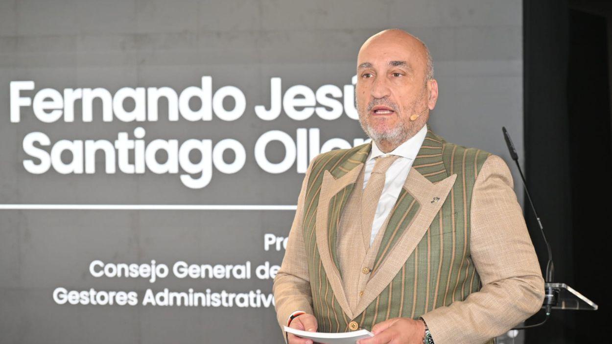 Fernando Jesús Santiago Olleros, prsiedente del Consejo General de Gestores Administrativos