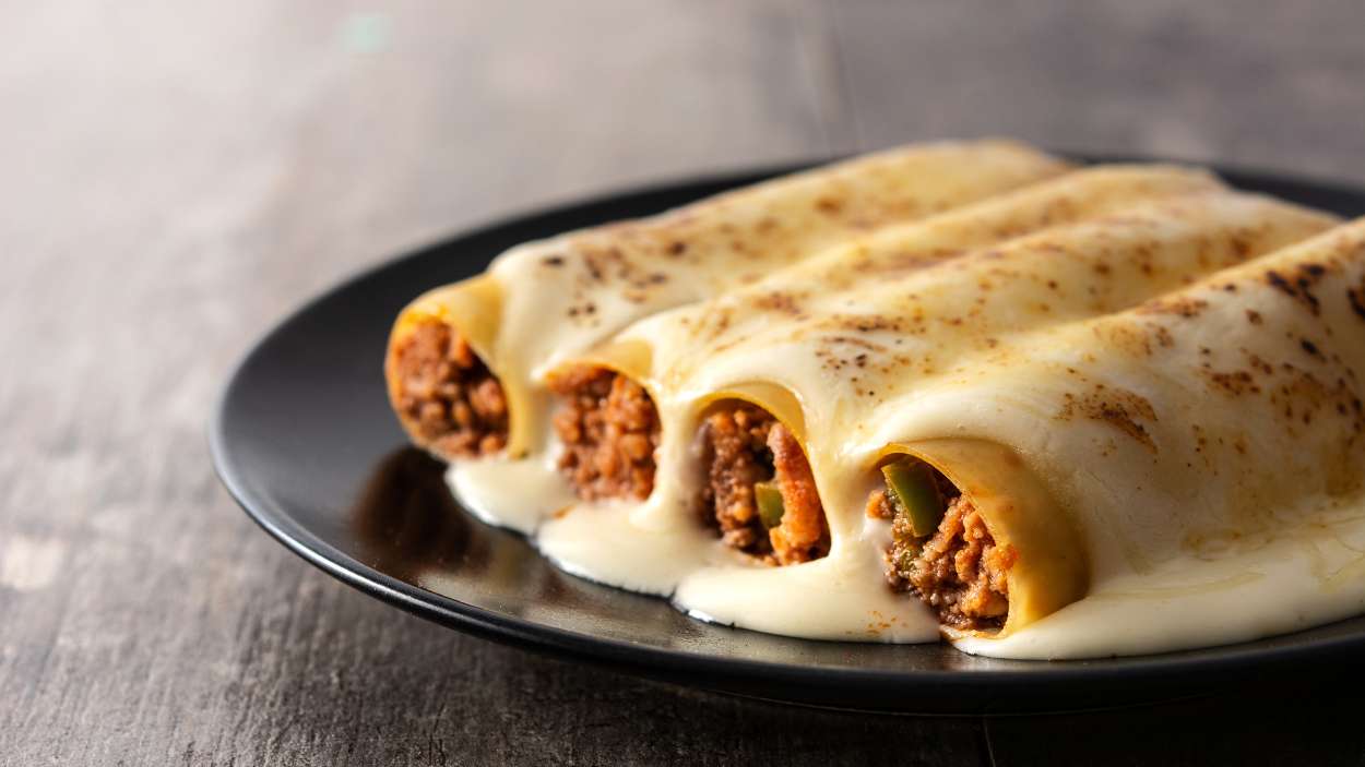 La deliciosa receta de canelones catalana de la abuela, el plato tradicional que nunca falla