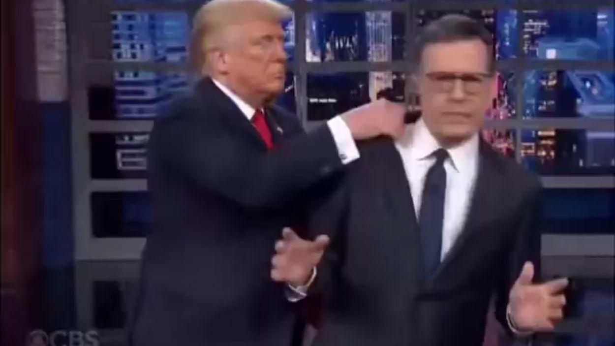 Imagen del vídeo difundido por La Casa Blanca para celebrar el final de Stephen Colbert. La Casa Blanca.