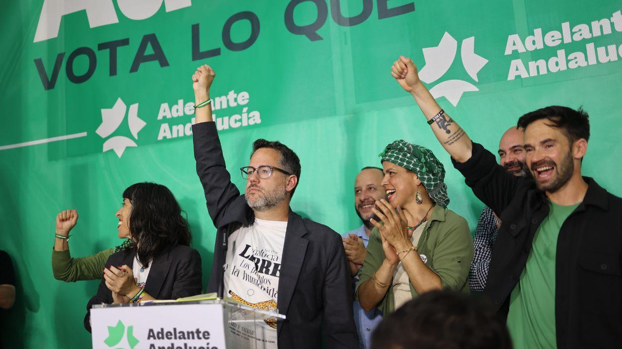 El candidato de Adelante Andalucía a la Presidencia de la Junta, José Ignacio García, celebrando los resultados electorales / Archivo EP