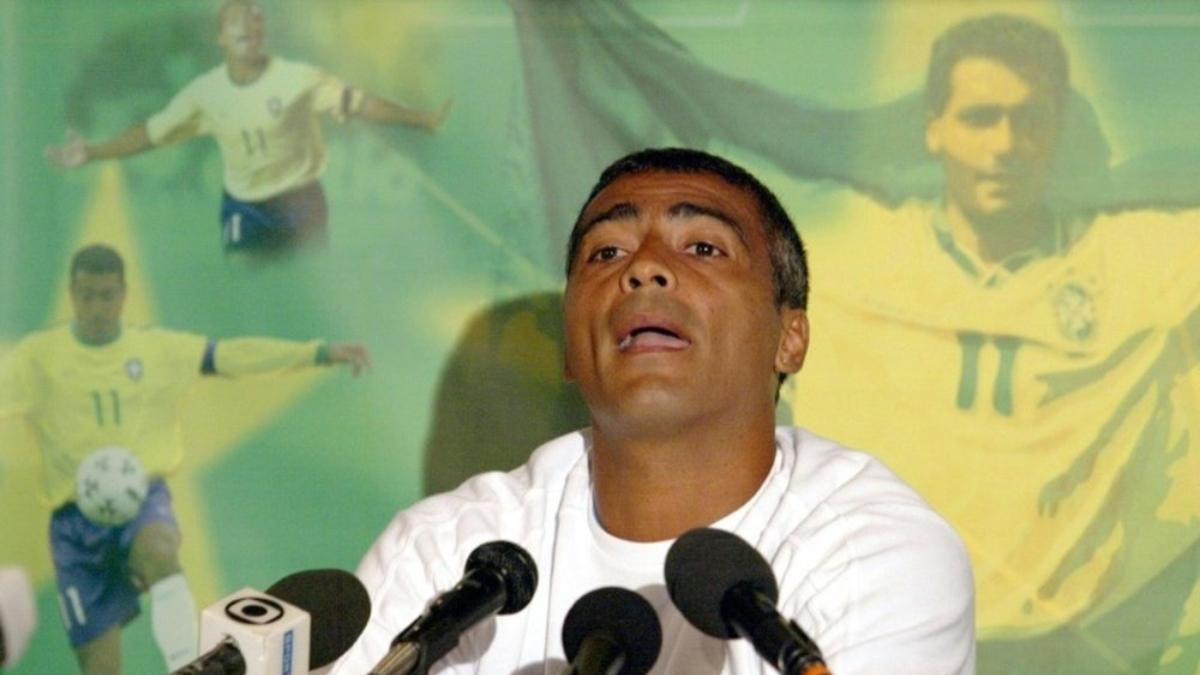 Romario durante una rueda de prensa| EP