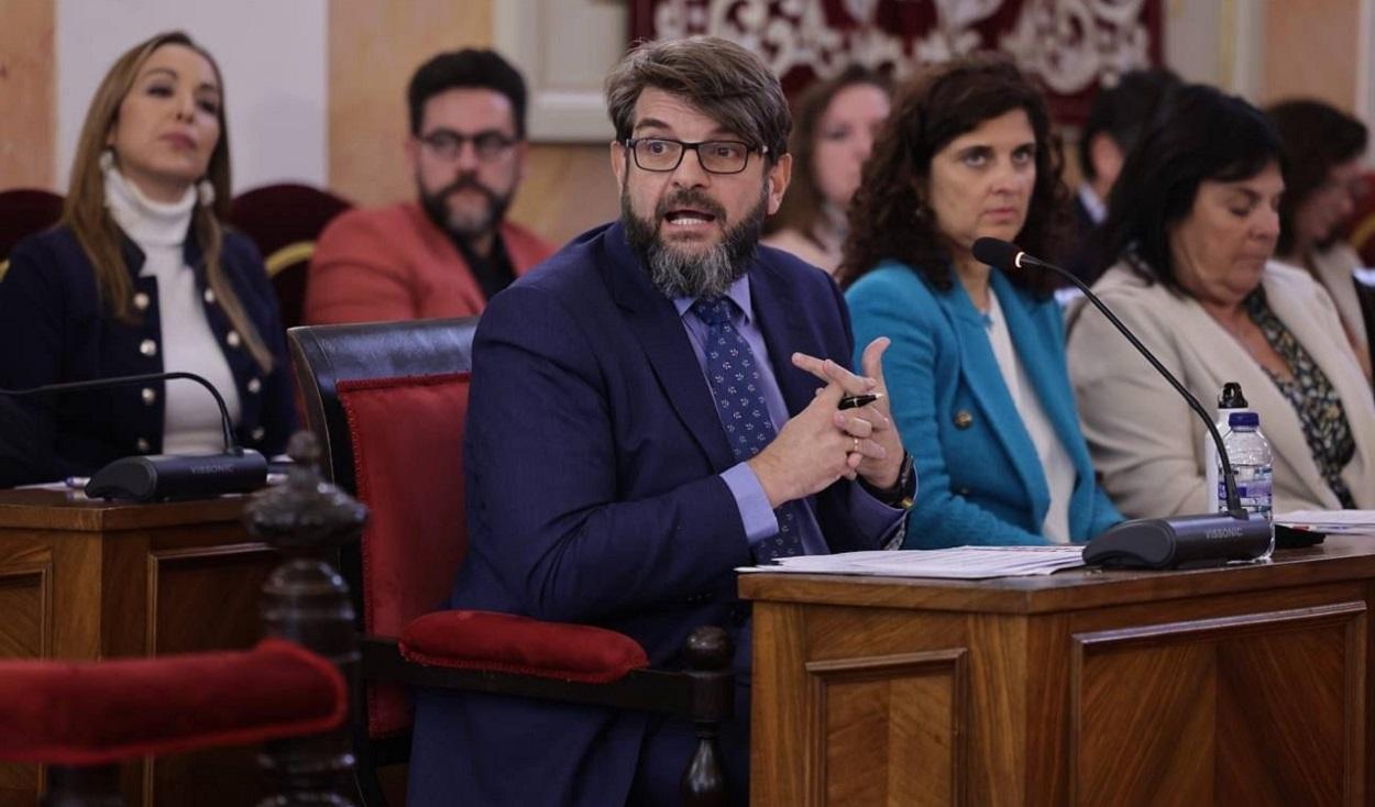 El portavoz de Vox en Alcalá de Henares, Víctor Acosta. EP