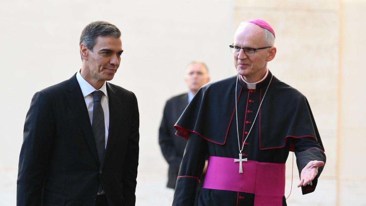 El presidente del Gobierno, Pedro Sánchez, durante su llegada a la audiencia con el Papa León XIV, en la Santa Sede. EP.