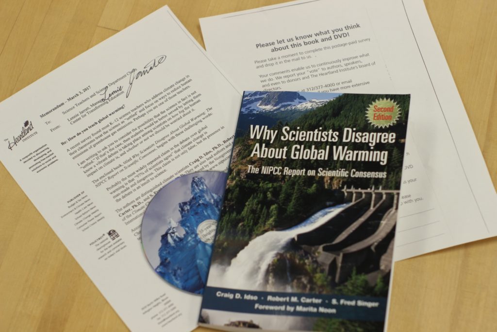 ¿Te imaginas que eres profesor y te llega un documento cuestionando el cambio climático?