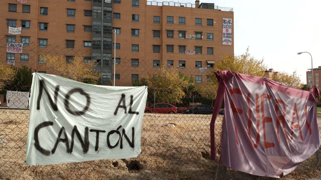 Protesta vecinal contra el cantón de limpieza de la calle Morales, en el PAU de Carabanchel. EP.
