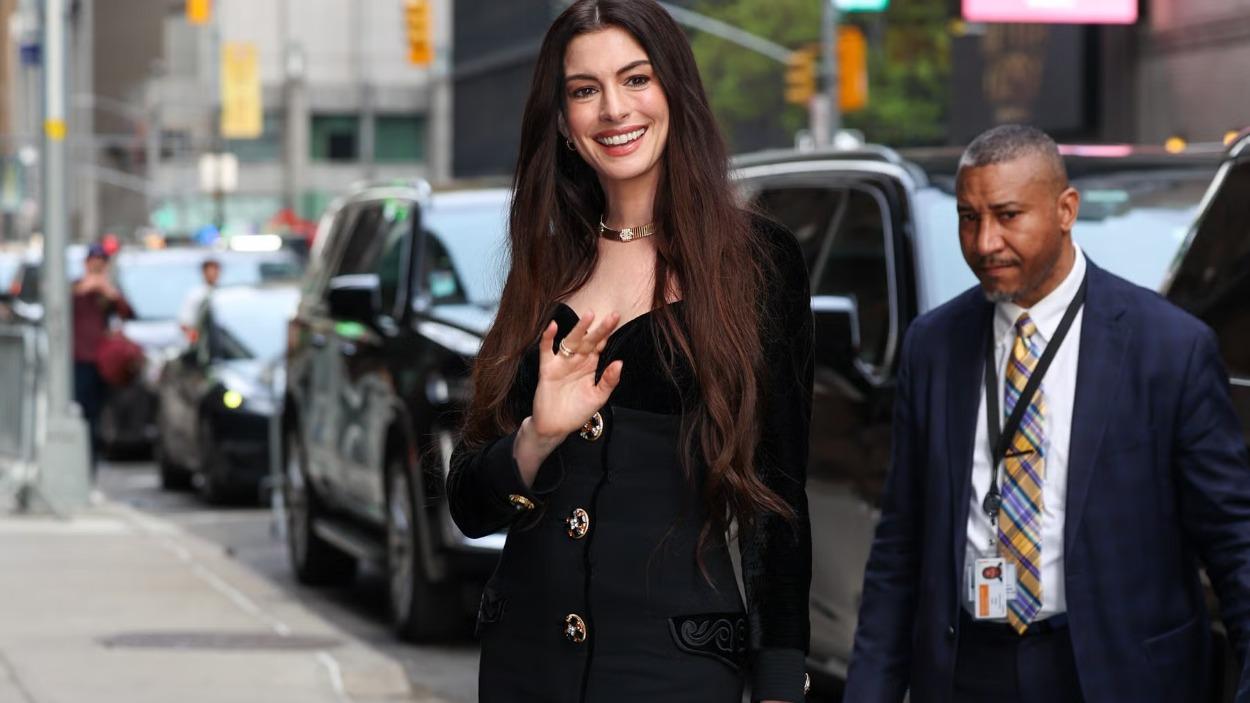 Anne Hathaway