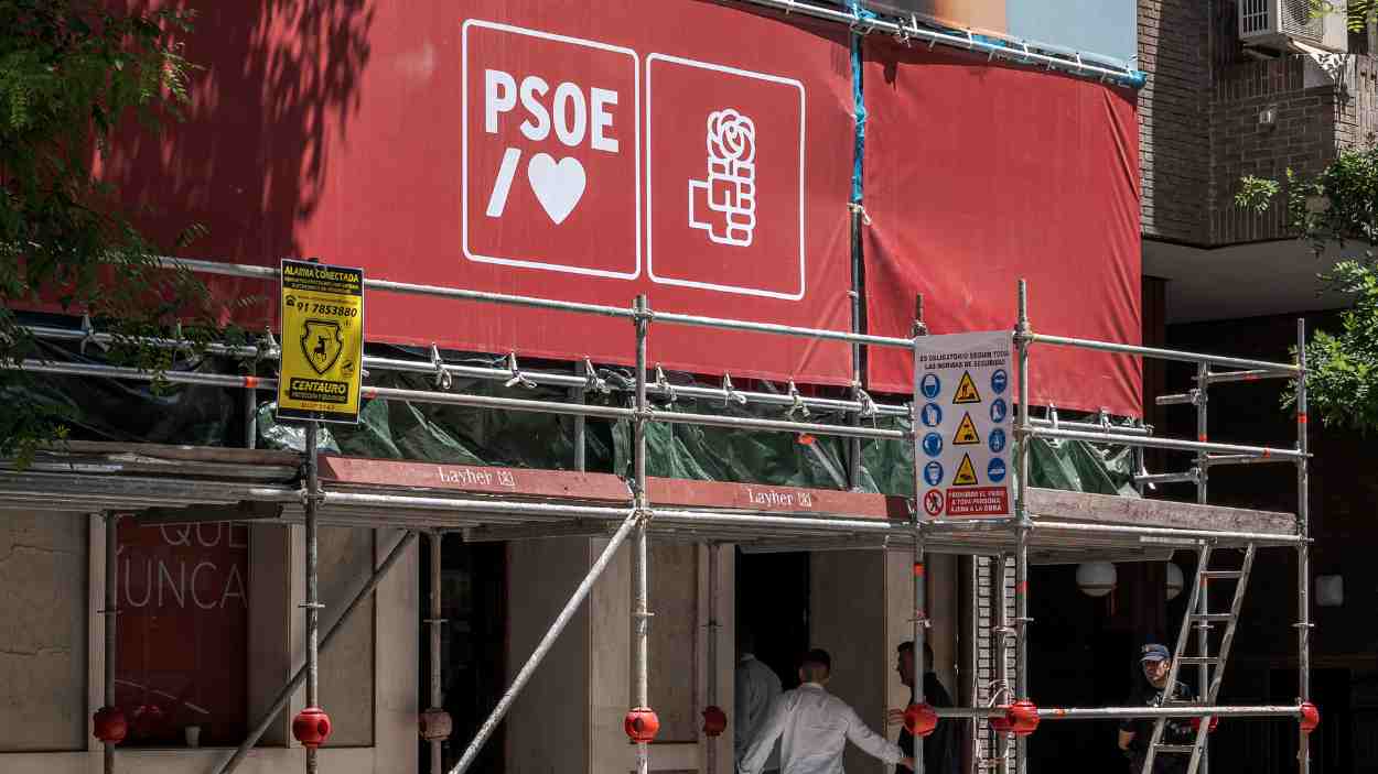 El PSOE se defiende tras el auto de Pedraz. EP