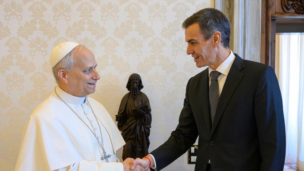 El presidente de España, Pedro Sánchez, en su audiencia privada con el Papa León XIV en la Santa Sede en el Vaticano. EP.