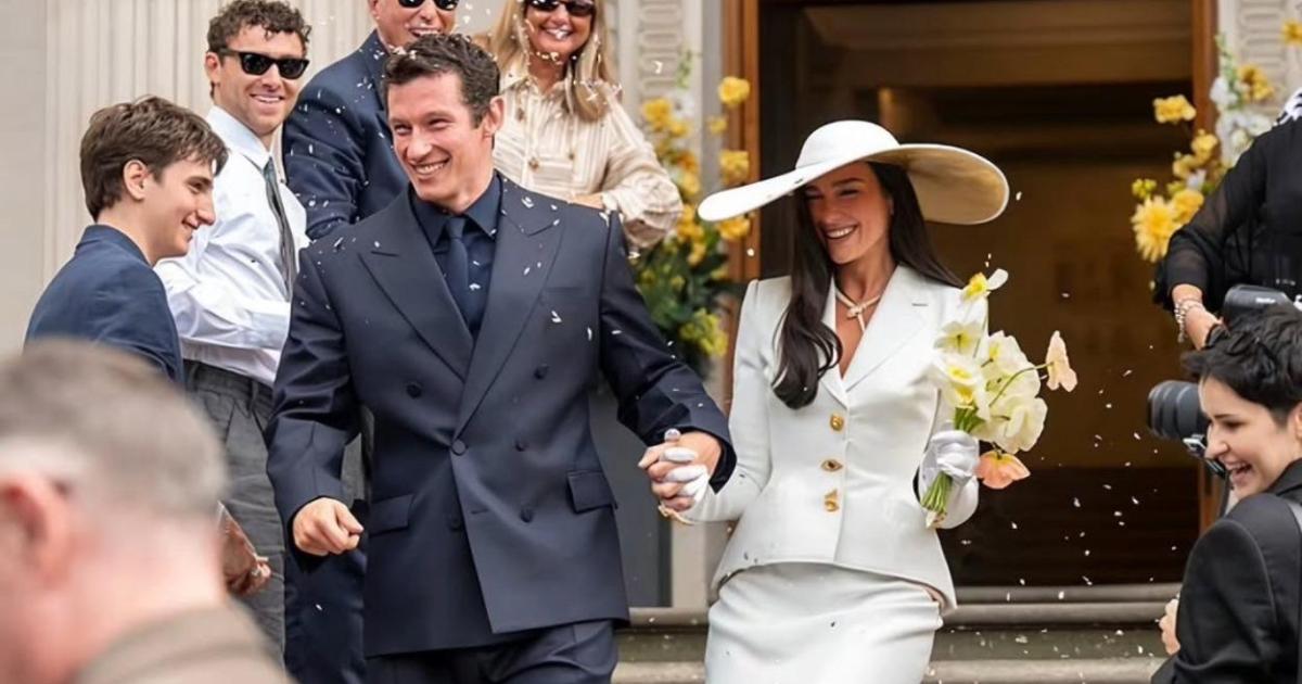 Dua Lipa y Callum Turner se casan en secreto en Londres con una boda íntima marcada por lujo, elegancia y discreción