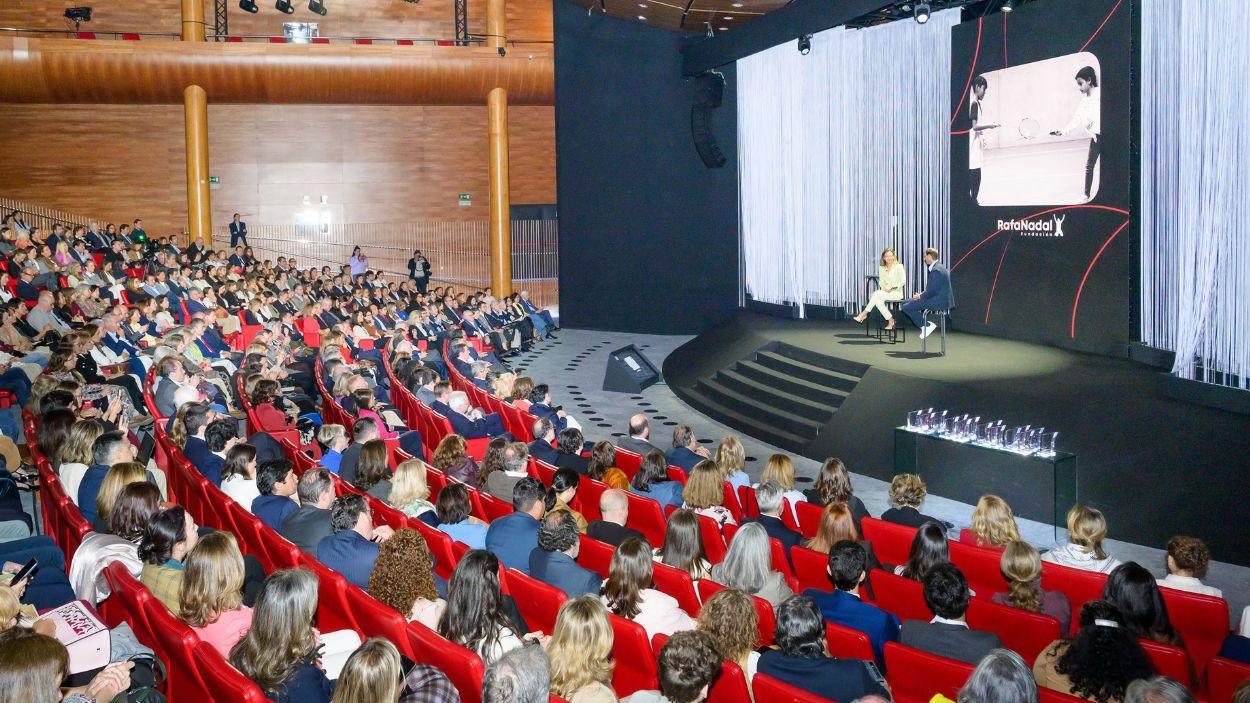 Ante más de 700 asistentes y con la participación de Ana Botín y Rafa Nadal se ha reconocido a las 17 iniciativas seleccionadas por los empleados del banco©Banco Santander