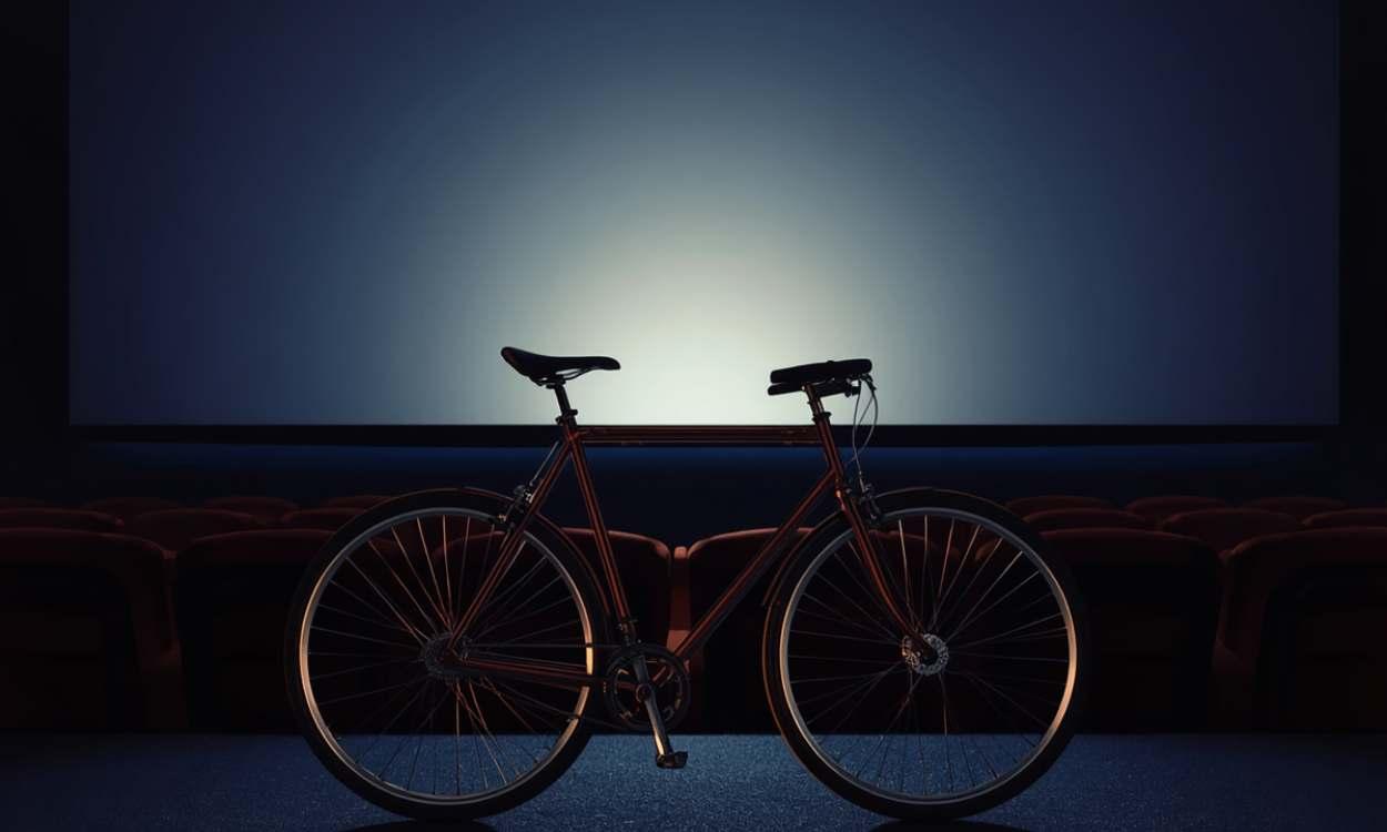 5 películas icónicas para amantes de la bicicleta que no te puedes perder