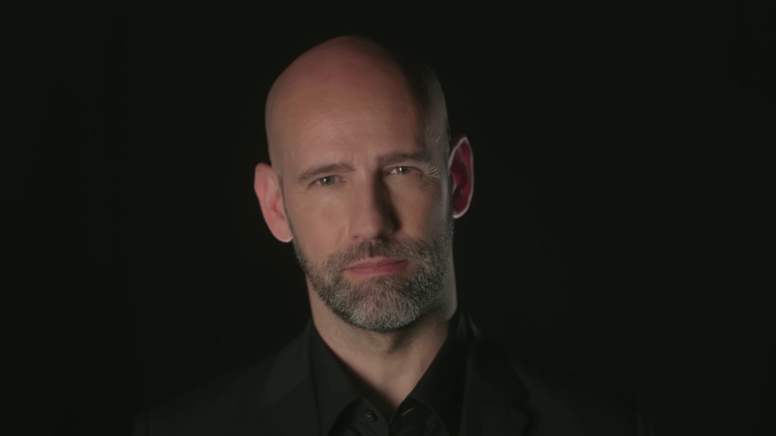 Gonzalo Miró en la promoción de su nuevo programa 'La cena de los idiotas'. RTVE.