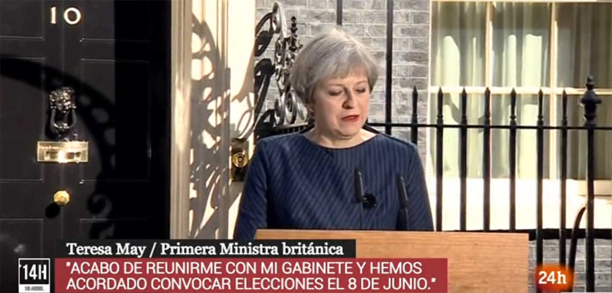 Theresa May, en el informativo del 24 horas.