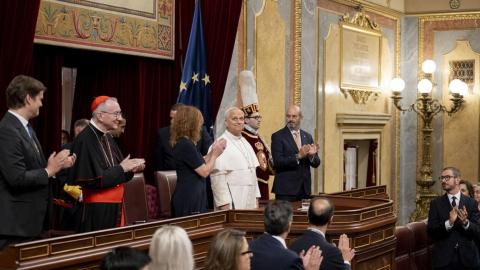 El Papa pide el fin del aborto y la eutanasia en el Congreso