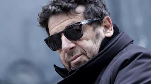 Patrick Bruel, bajo custodia policial por acusaciones de agr