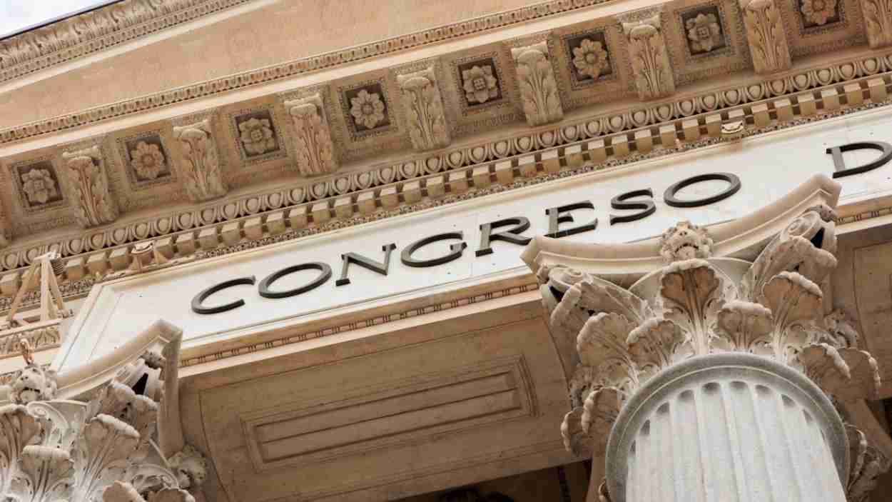 El Pleno del Congreso aborda una ‘pasarela al RETA