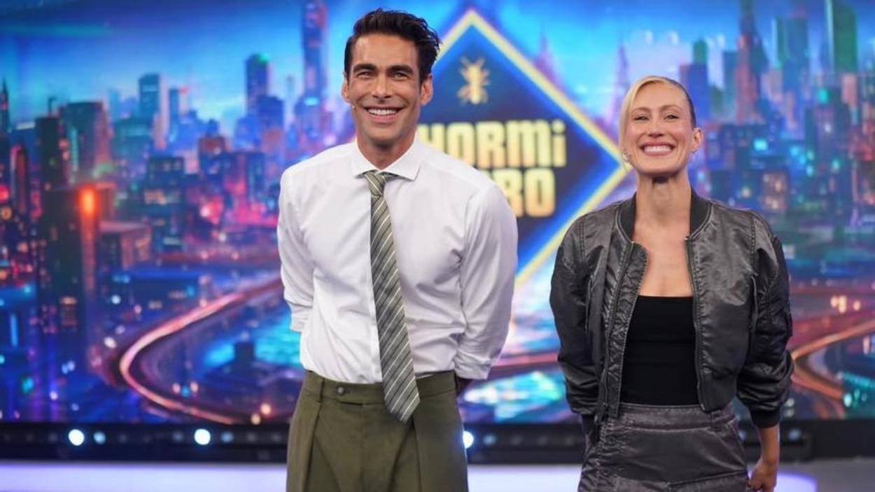 Jon Kortajarena y Teresa Riott en ‘El Hormiguero’