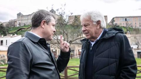 Page y Felipe GonzĂĄlez coincidirĂĄn la semana que