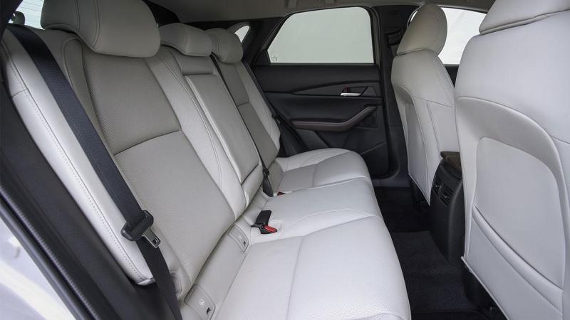 mazdacx30 asientostars