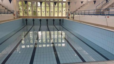 El Ayuntamiento de Mataró rehabilitará la piscina municipal 