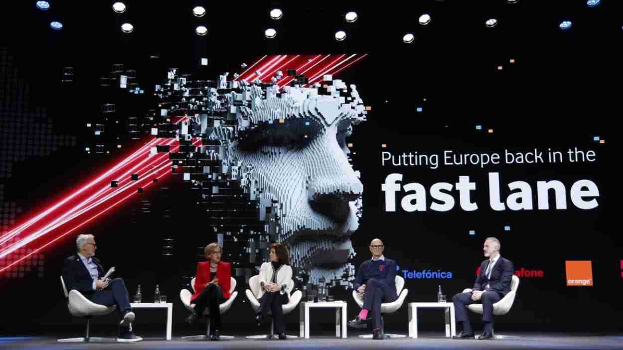 Directivos de telecos en el Mobile World Congress 2025 de Barcelona | Foto de Telefónica